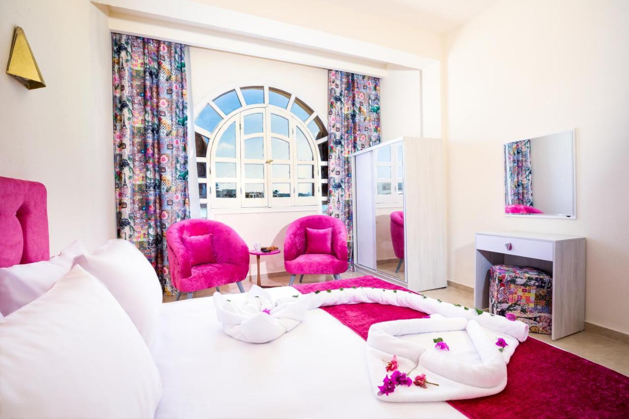 Golden Lake Marina Hotel เอลอาลาเมน ภายนอก รูปภาพ